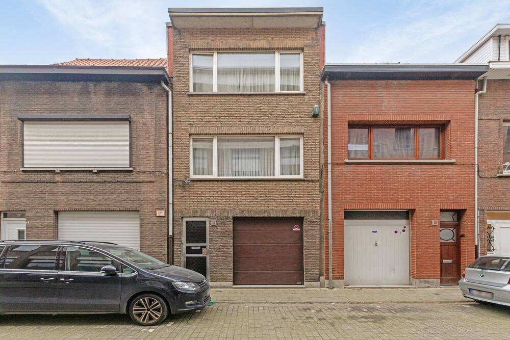 Huis te  koop in Hoboken 2660 329000.00€ 3 slaapkamers 160.00m² - Zoekertje 520628