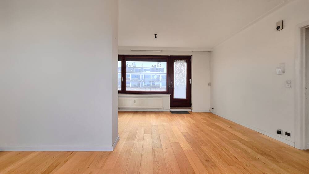 Appartement te koop in Merksem 2170 165000.00€ 1 slaapkamers 68.00m² - Zoekertje 520916
