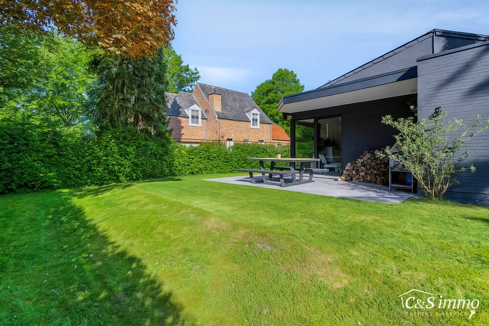 Huis te koop in Brasschaat 2930 895000.00€ 4 slaapkamers 300.00m² - Zoekertje 520737