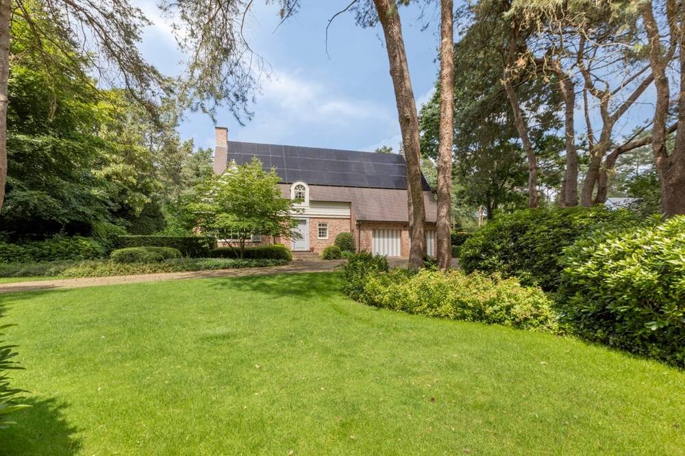 Villa te koop in Mol 2400 995000.00€ slaapkamers 645.00m² - Zoekertje 520410