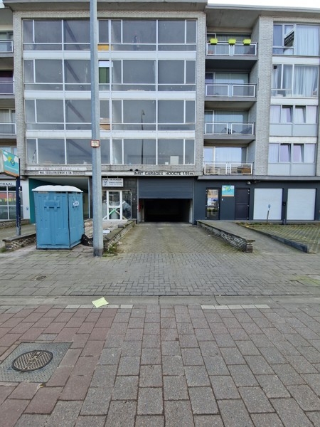Parking & garage te koop in Deurne 2100 22500.00€ slaapkamers m² - Zoekertje 522108