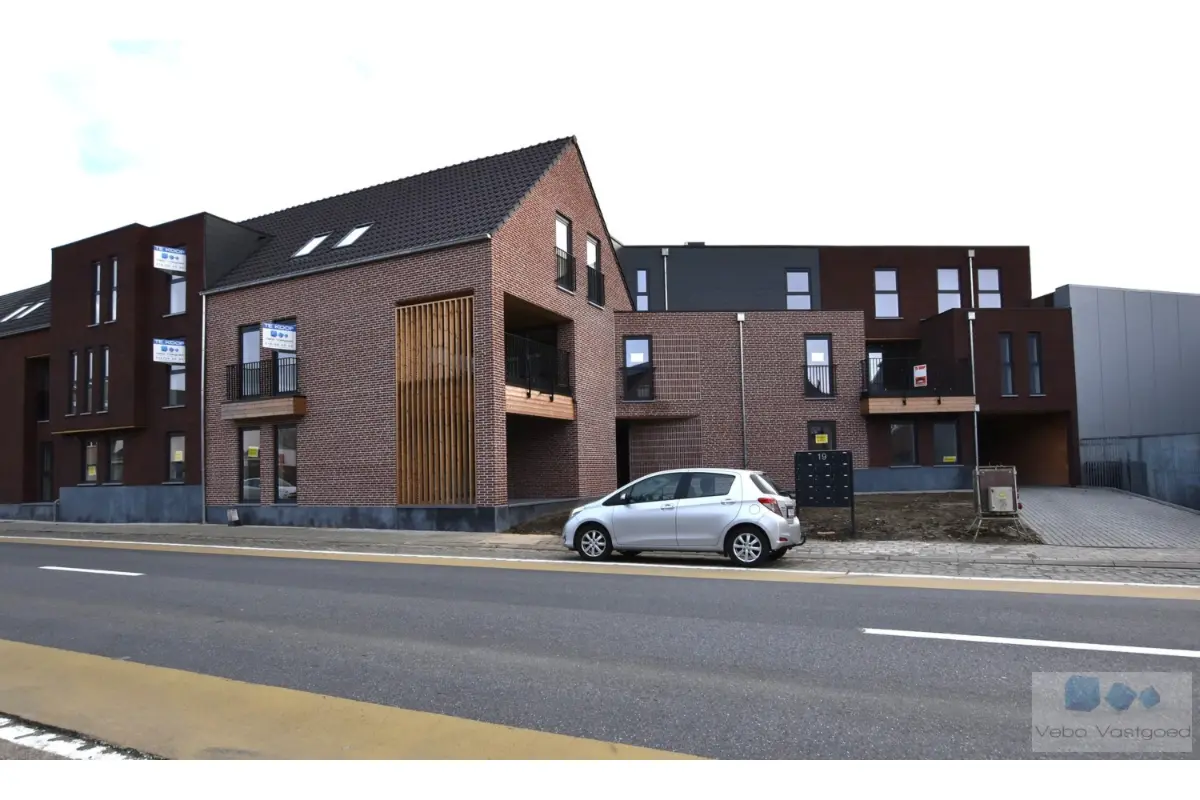 Appartement te  koop in Berlaar 2590 235000.00€ 1 slaapkamers 81.00m² - Zoekertje 522490