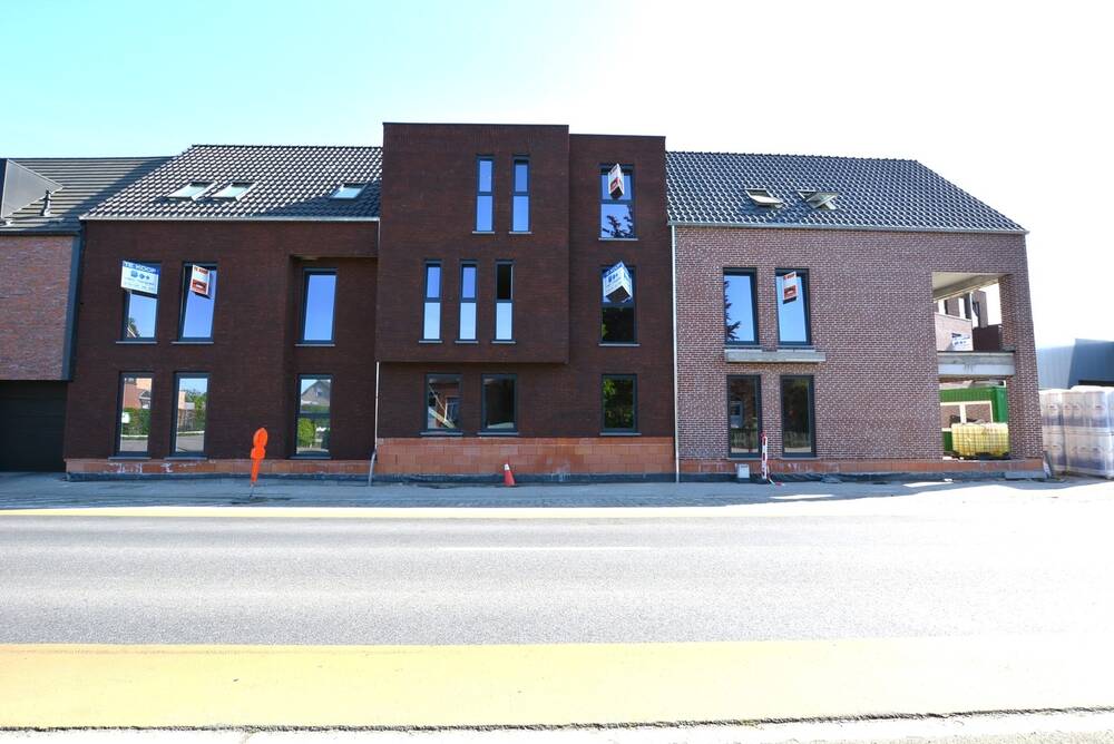 Appartement te koop in Berlaar 2590 235000.00€ 1 slaapkamers 81.00m² - Zoekertje 522490