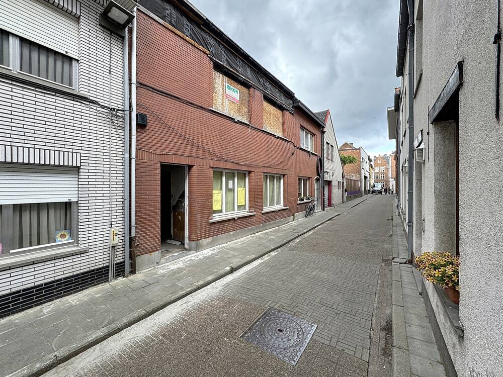 Huis te  in Mechelen 2800 249000.00€ 3 slaapkamers m² - Zoekertje 522810
