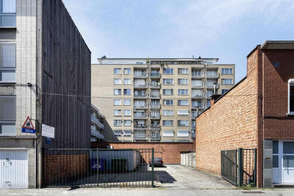 Grond te  koop in Deurne 2100 179000.00€  slaapkamers m² - Zoekertje 523658