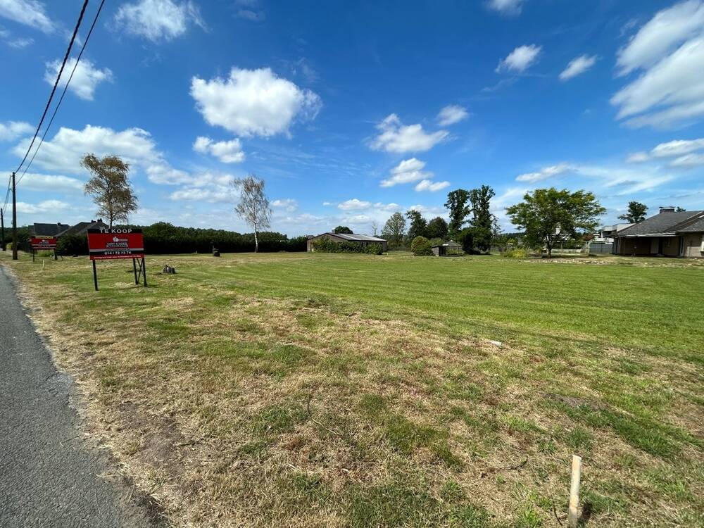 Bouwgrond te koop in Geel 2440 225000.00€ slaapkamers m² - Zoekertje 523367