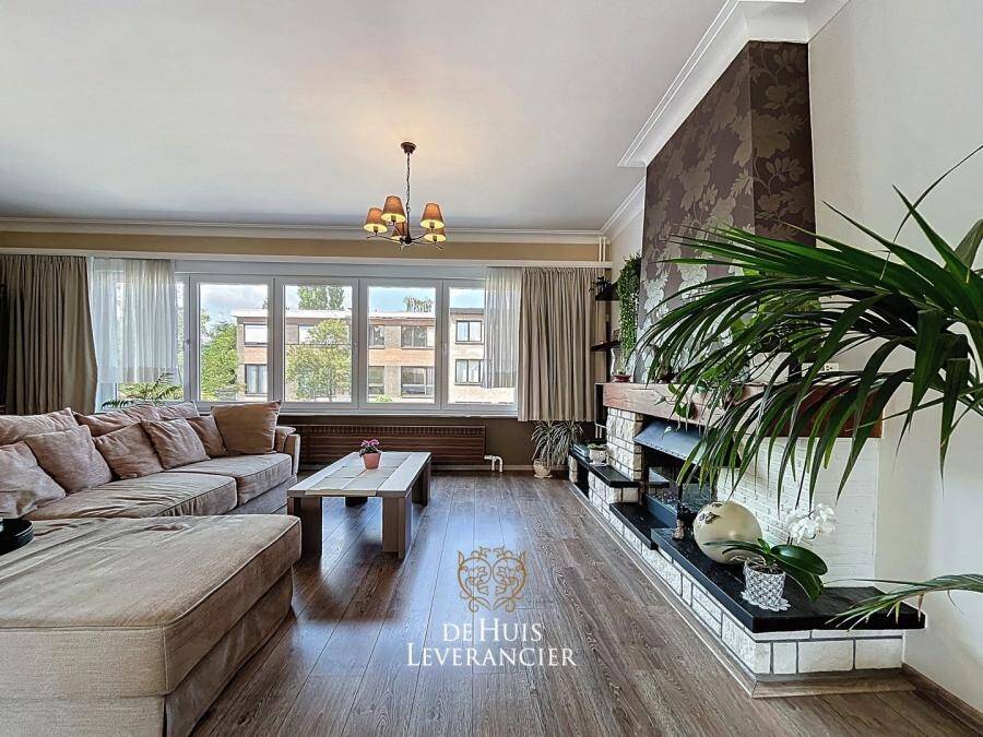 Huis te  koop in Kontich 2550 420000.00€ 3 slaapkamers 189.00m² - Zoekertje 523045