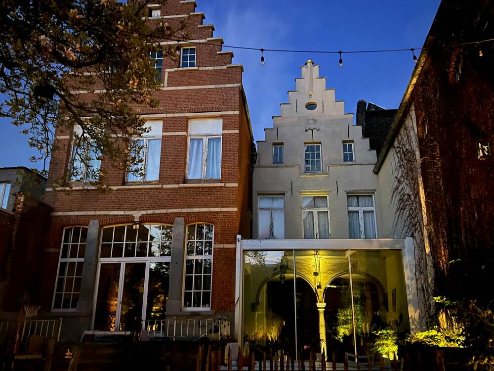 Appartement te huur in Mechelen 2800 1950.00€ 5 slaapkamers 350.00m² - Zoekertje 524151