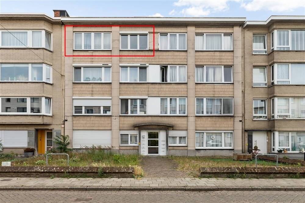 Appartement te koop in Deurne 2100 184000.00€ 2 slaapkamers 80.00m² - Zoekertje 525943