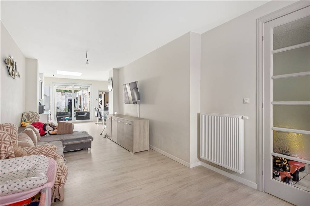Huis te  koop in Mechelen 2800 390000.00€ 3 slaapkamers 166.00m² - Zoekertje 525820