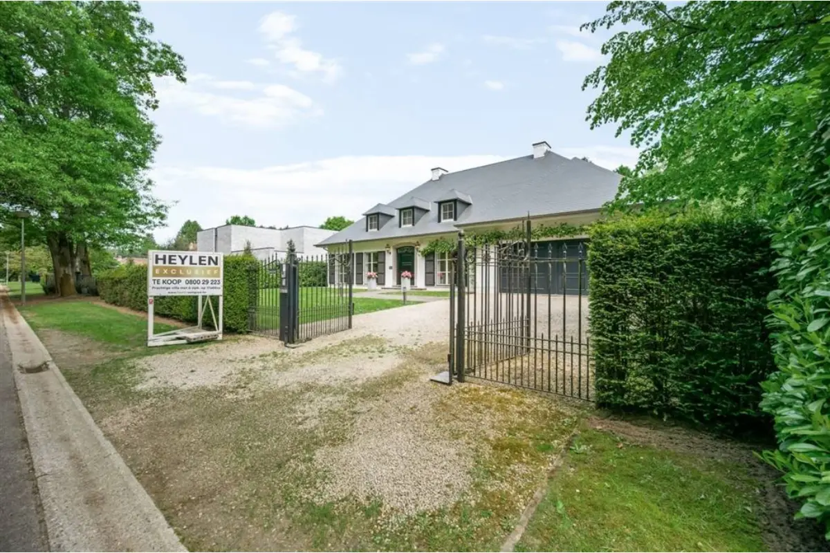 Villa te  koop in Herentals 2200 995000.00€ 6 slaapkamers 522.00m² - Zoekertje 525852