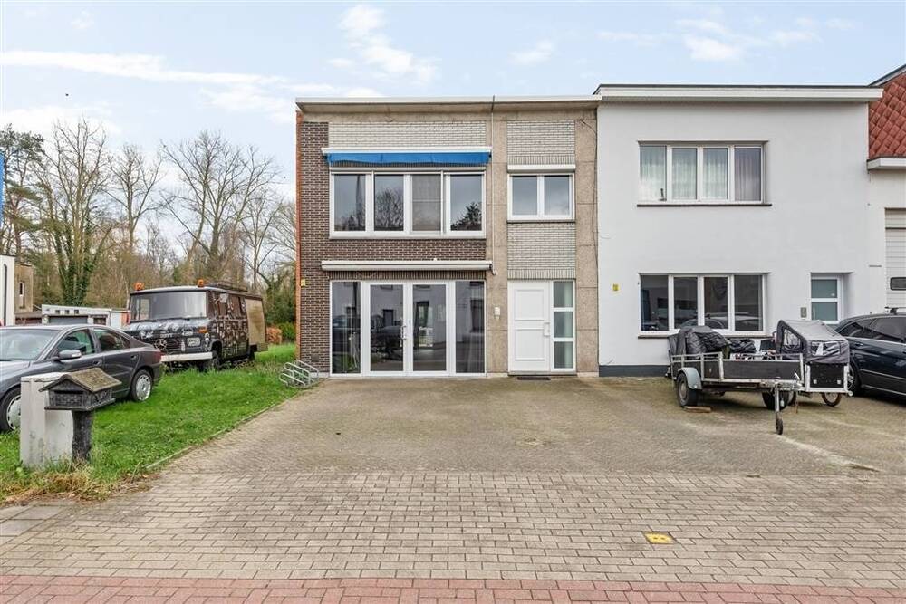 Huis te  koop in Mechelen 2800 428000.00€ 2 slaapkamers 186.00m² - Zoekertje 525791