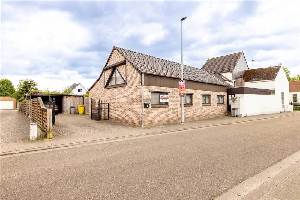Huis te koop in Geel 2440 299000.00€ 3 slaapkamers 157.00m² - Zoekertje 525692