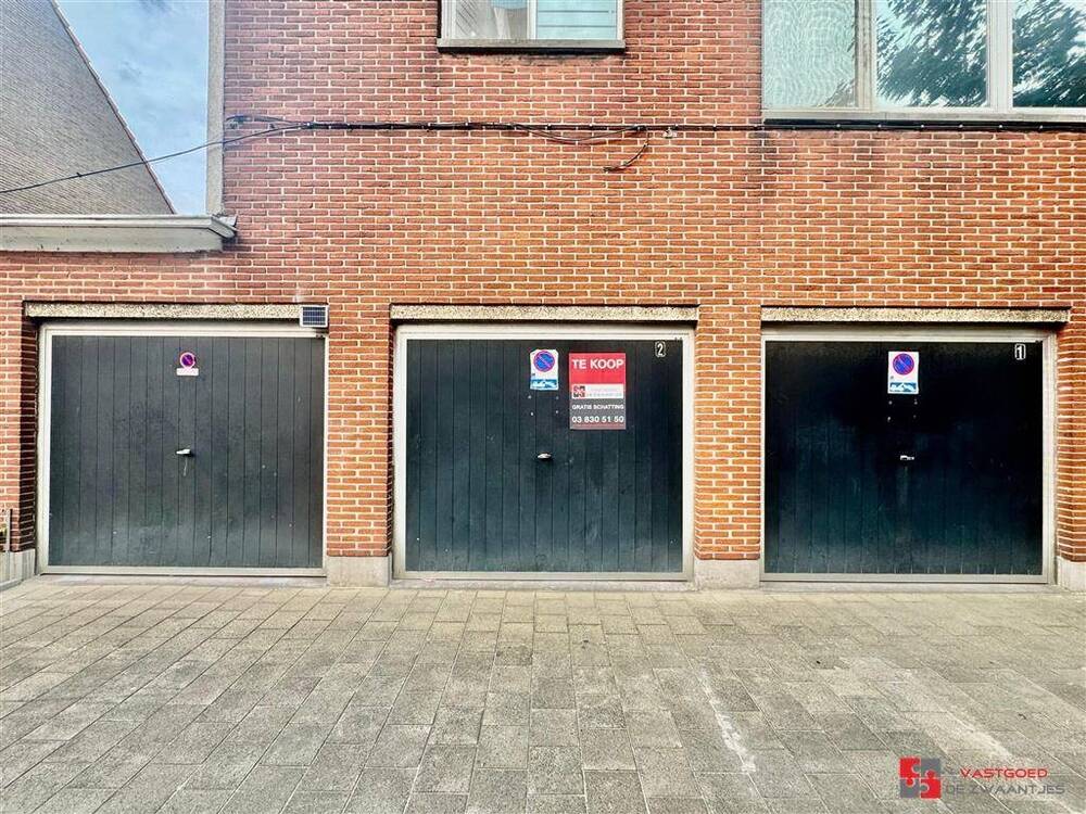 Parking & garage te koop in Hoboken 2660 27500.00€ slaapkamers m² - Zoekertje 527903