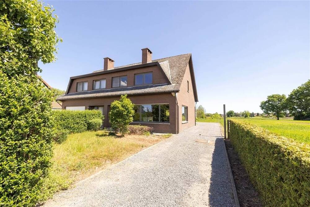Huis te koop in Geel 2440 295000.00€ 3 slaapkamers 123.00m² - Zoekertje 525658