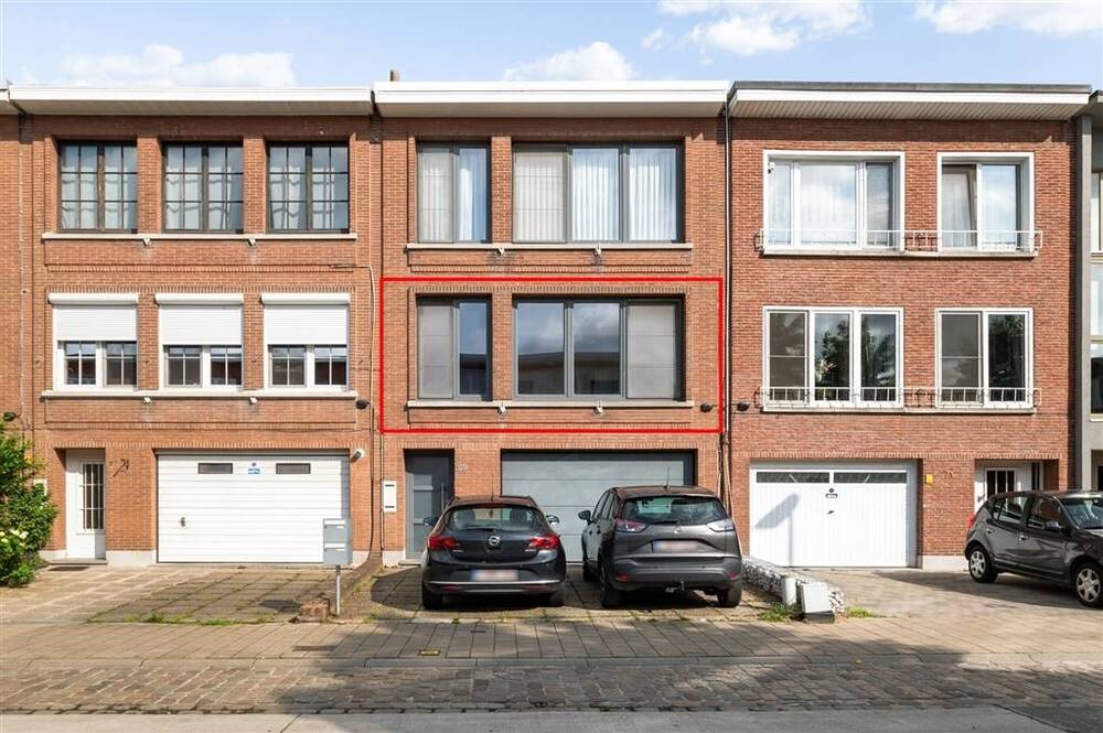 Appartement te koop in Deurne 2100 275000.00€ 2 slaapkamers 85.00m² - Zoekertje 525939