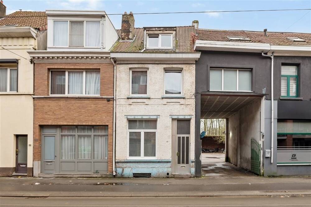 Huis te koop in Deurne 2100 249000.00€ 4 slaapkamers 131.00m² - Zoekertje 526036