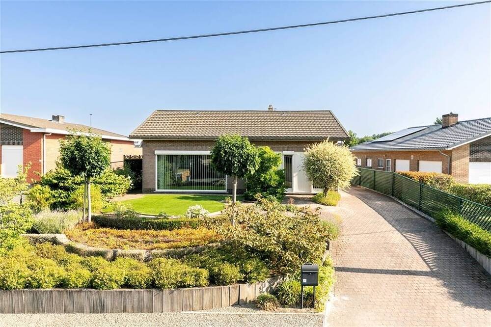 Bungalow te  koop in Westerlo 2260 345000.00€ 3 slaapkamers 146.00m² - Zoekertje 525654