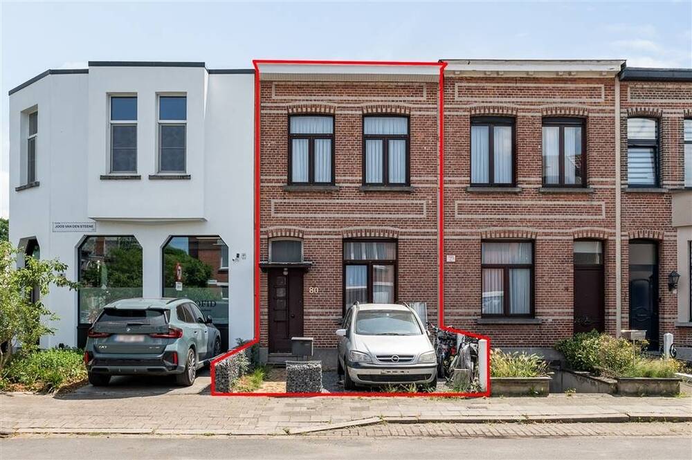 Huis te koop in Deurne 2100 315000.00€ 3 slaapkamers 106.00m² - Zoekertje 525942