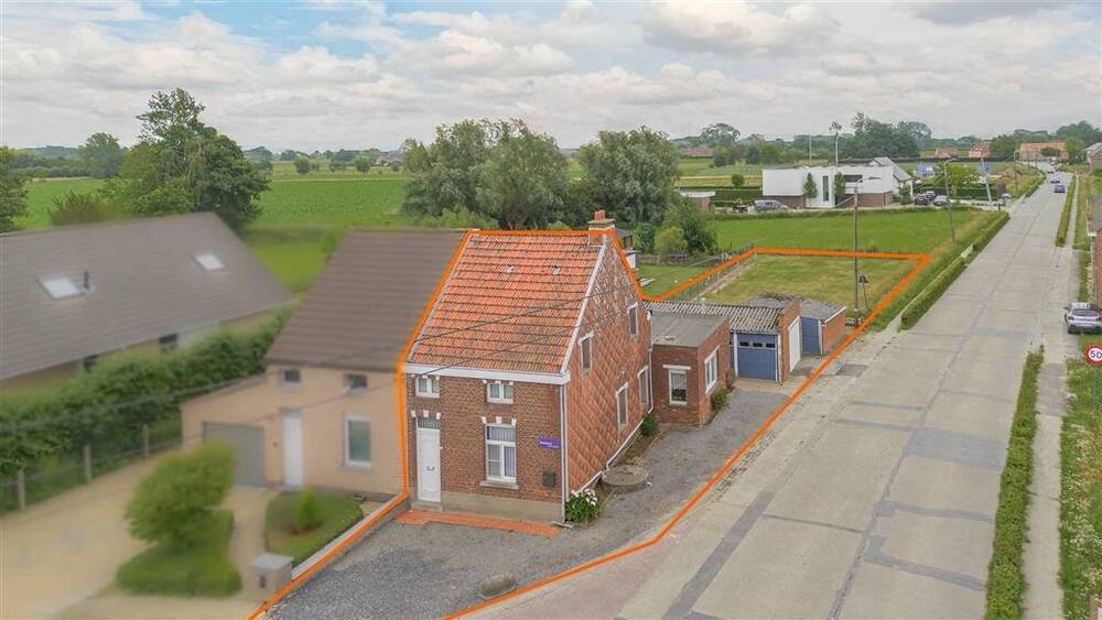 Huis te koop in Hombeek 2811 249000.00€ 3 slaapkamers 95.00m² - Zoekertje 526677