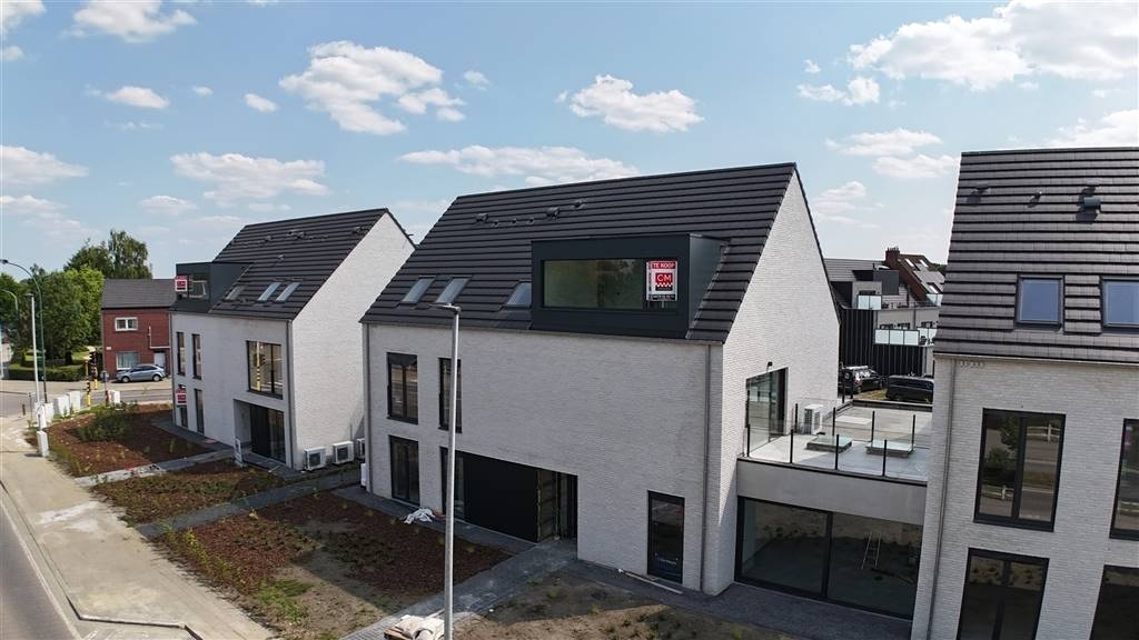 Appartement te in Heist-op-den-Berg 2220 339500.00€ 2 slaapkamers 99.60m² - Zoekertje 527295