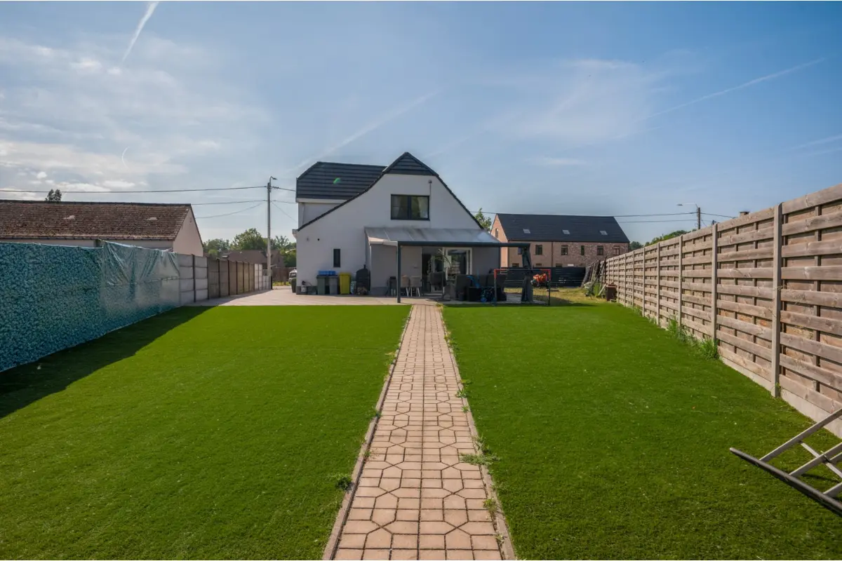 Huis te  koop in Herselt 2230 489000.00€ 3 slaapkamers 250.00m² - Zoekertje 528540