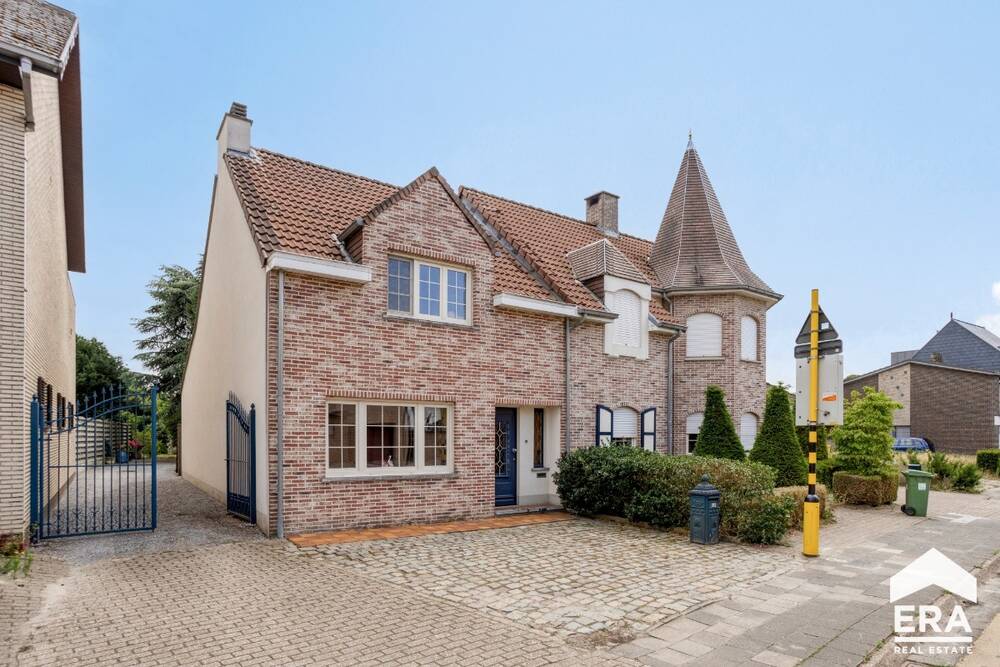 Huis te koop in Mol 2400 250000.00€ 2 slaapkamers 140.00m² - Zoekertje 530362
