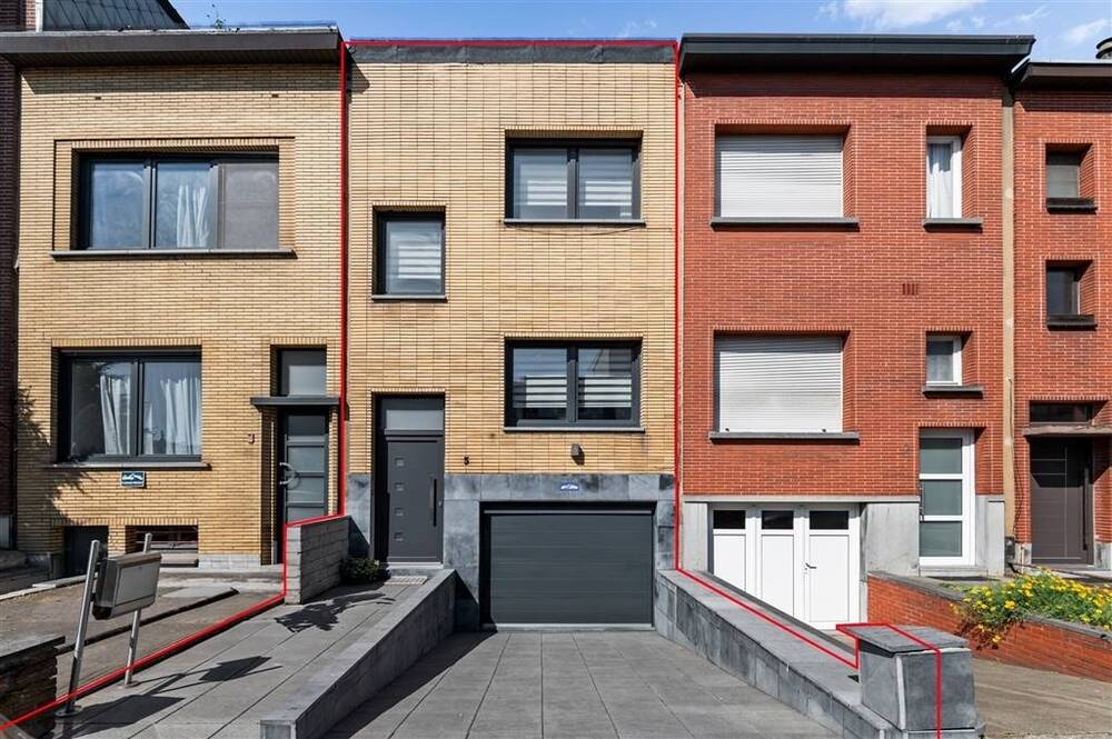 Huis te koop in Deurne 2100 375000.00€ 3 slaapkamers 193.00m² - Zoekertje 528490