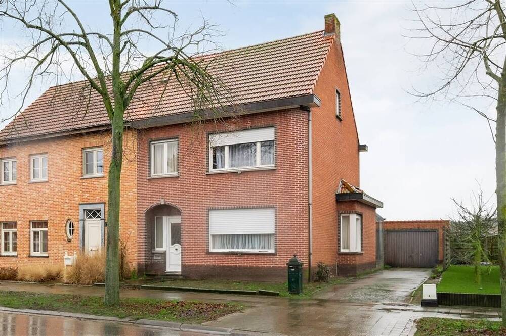 Huis te  koop in Dessel 2480 249000.00€ 3 slaapkamers 144.00m² - Zoekertje 529892