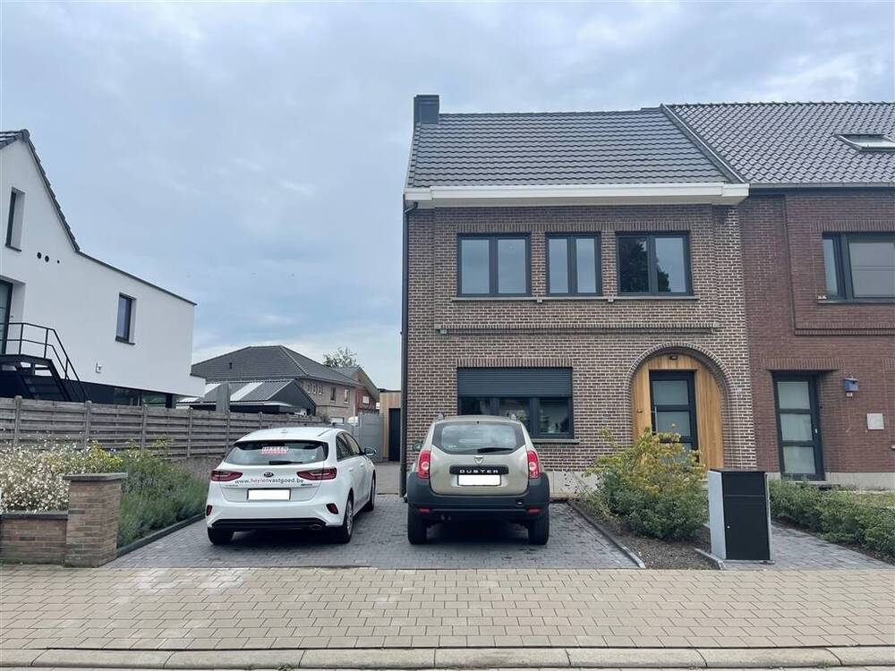 Huis te  huur in Itegem 2222 1250.00€ 3 slaapkamers 196.00m² - Zoekertje 529956