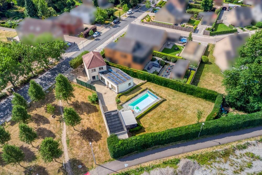 Huis te koop in Mol 2400 375000.00€ 4 slaapkamers 157.00m² - Zoekertje 531200