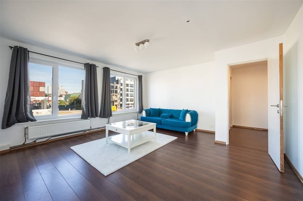Appartement te koop in Deurne 2100 159000.00€ 1 slaapkamers 54.00m² - Zoekertje 529687