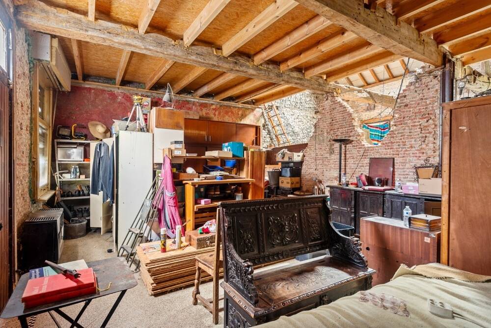 Huis te koop in Niel 2845 122000.00€ 3 slaapkamers m² - Zoekertje 531987