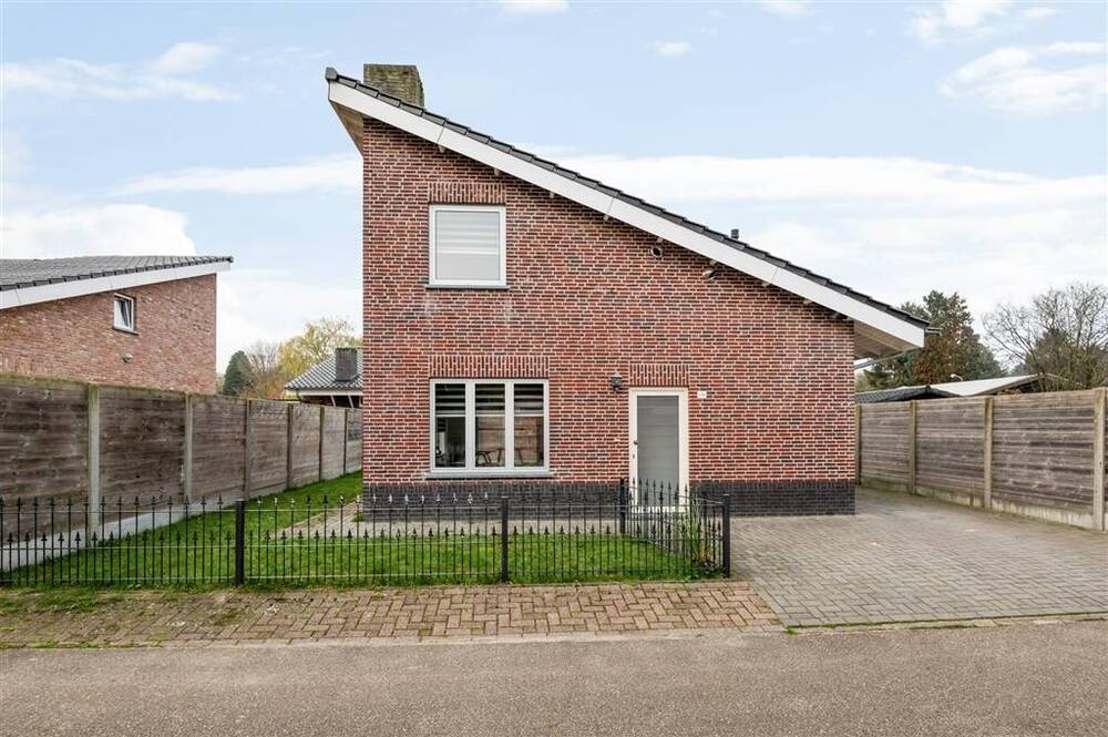 Huis te koop in Poppel 2382 228000.00€ 3 slaapkamers 101.00m² - Zoekertje 532703