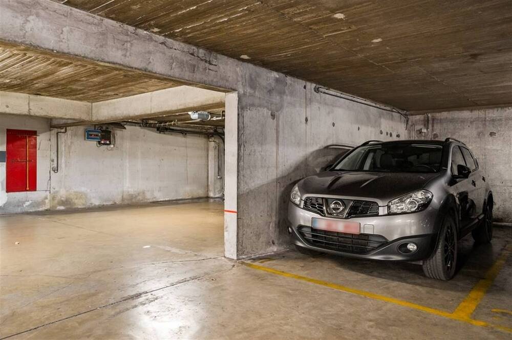 Parking te koop in Berchem 2600 20000.00€ slaapkamers m² - Zoekertje 532792