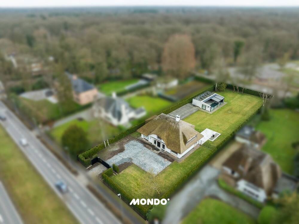 Villa te koop in Brasschaat 2930 994000.00€ 4 slaapkamers 334.00m² - Zoekertje 533402