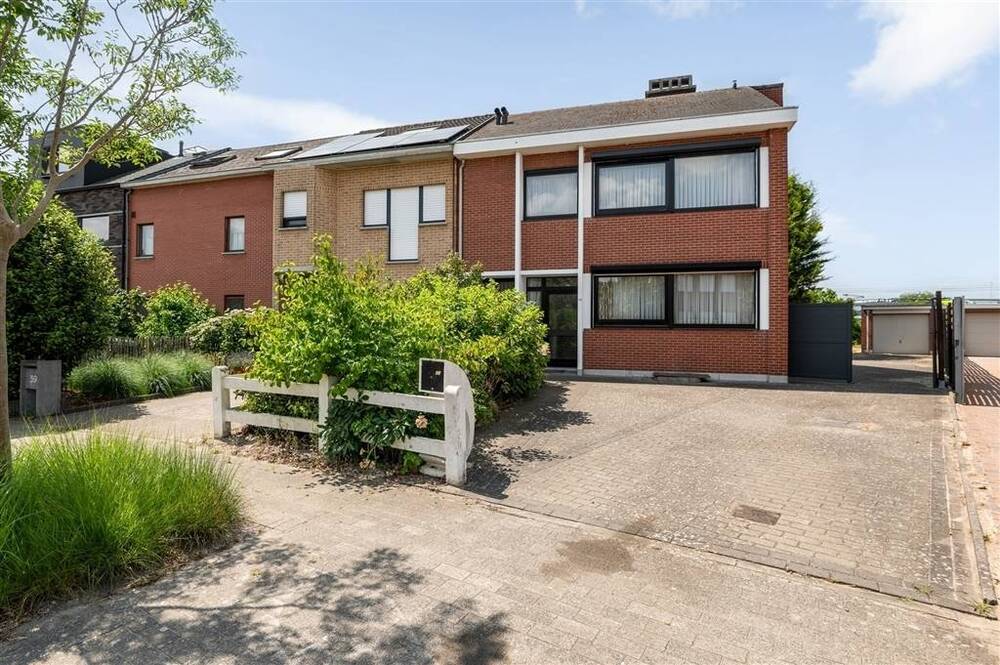 Huis te  koop in Sint-Katelijne-Waver 2860 498000.00€ 4 slaapkamers 232.00m² - Zoekertje 533550
