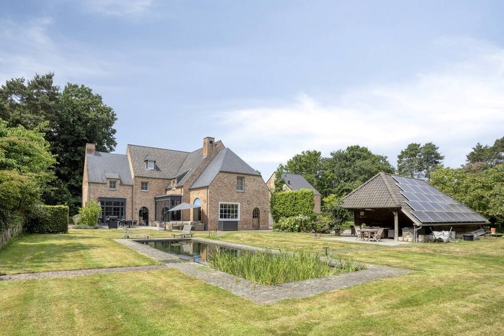 Huis te  koop in Balen 2490 1195000.00€ 5 slaapkamers 561.00m² - Zoekertje 534153
