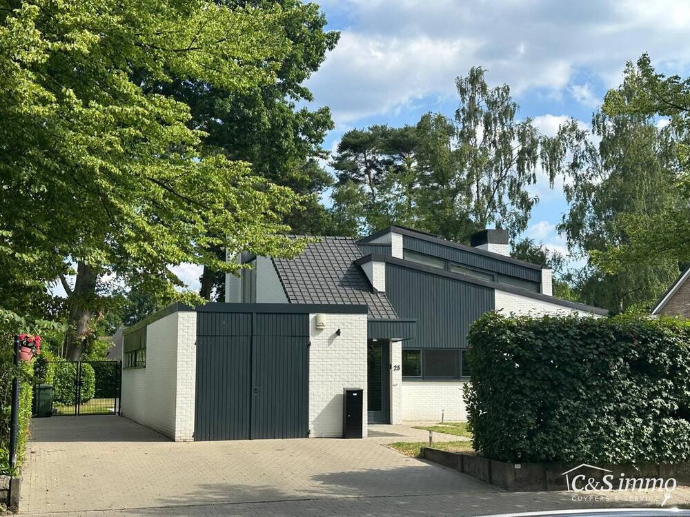 Villa te koop in Brasschaat 2930 850000.00€ 3 slaapkamers 275.00m² - Zoekertje 534080