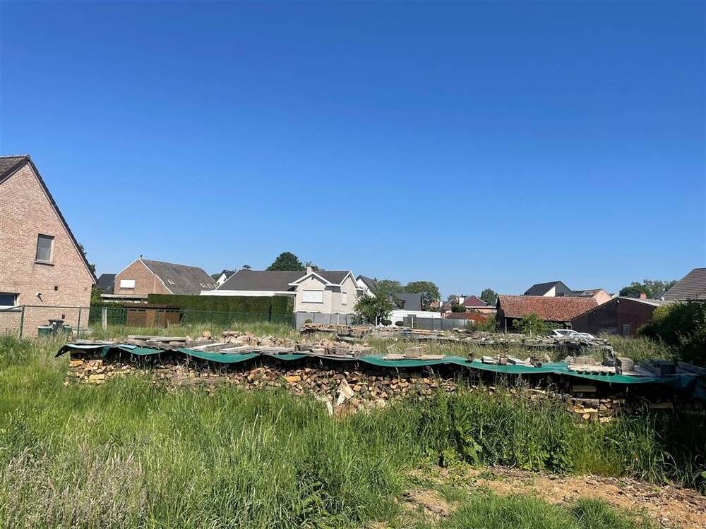 Grond te  koop in Blaasveld 2830 315000.00€  slaapkamers m² - Zoekertje 535040