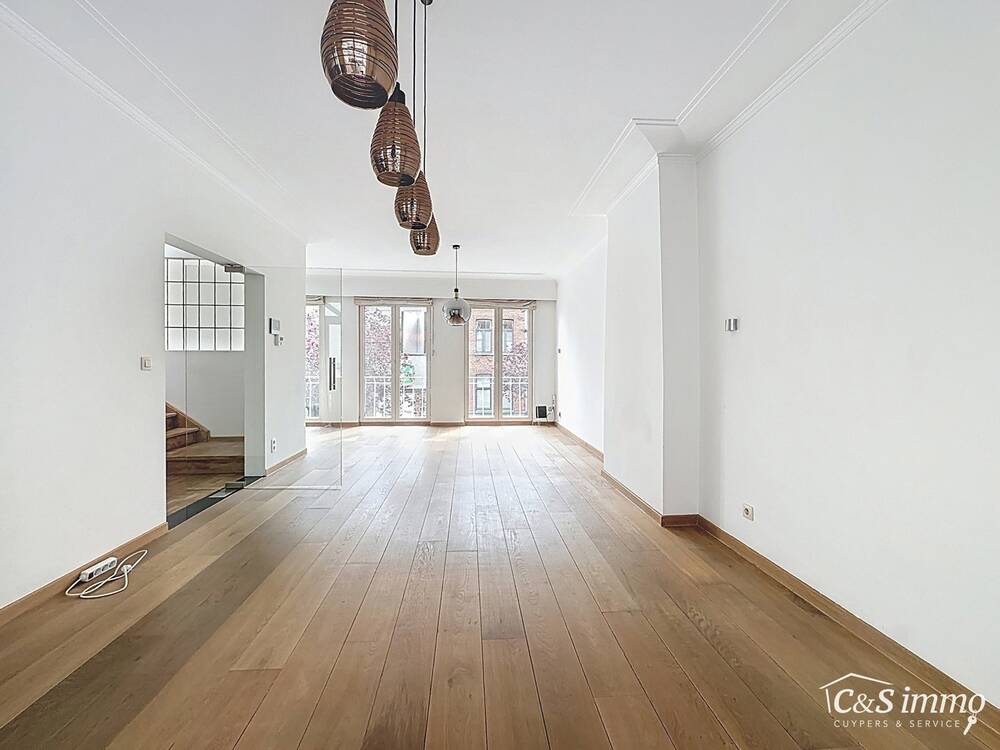 Huis te  koop in Merksem 2170 449000.00€ 3 slaapkamers 210.00m² - Zoekertje 535814
