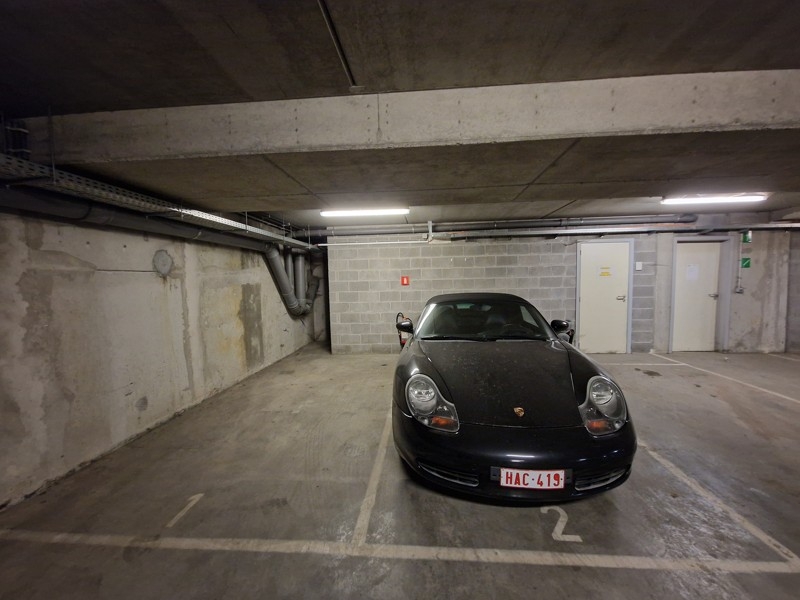 Parking te huur in Antwerpen 2000 125.00€ slaapkamers m² - Zoekertje 535702