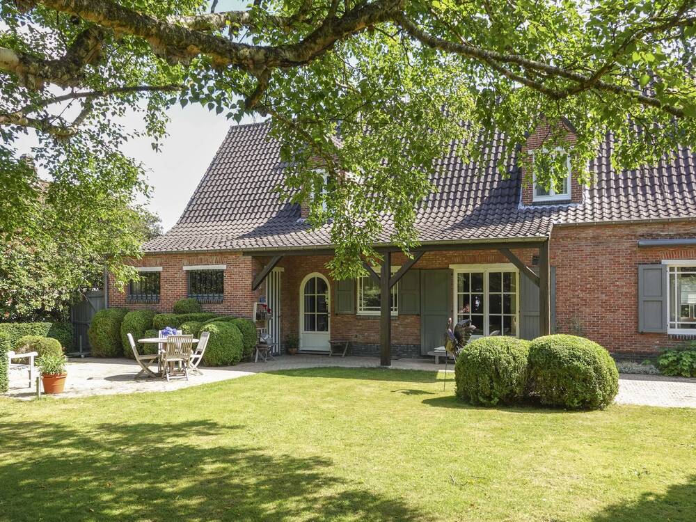 Villa te  koop in Boechout 2530 1195000.00€ 3 slaapkamers 281.00m² - Zoekertje 536903