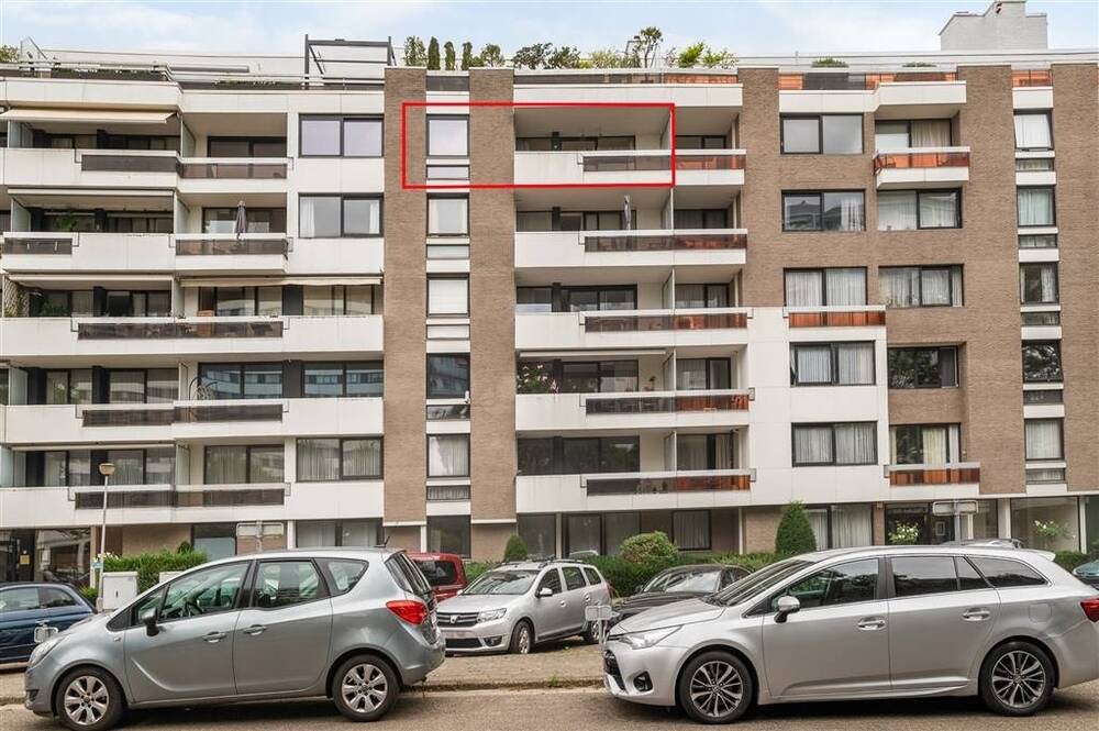 Appartement te  koop in Wilrijk 2610 329000.00€ 2 slaapkamers 120.00m² - Zoekertje 537127
