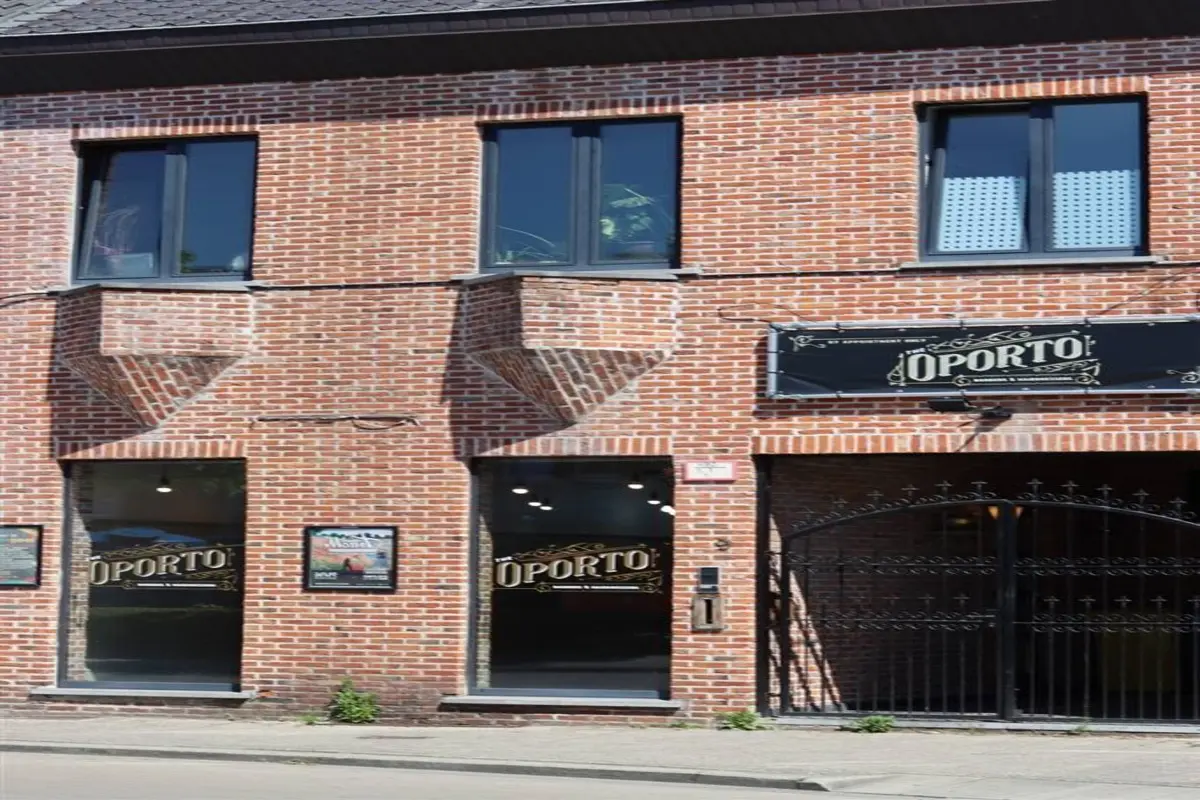 Handelszaak te  huur in Turnhout 2300 850.00€  slaapkamers 75.00m² - Zoekertje 538215