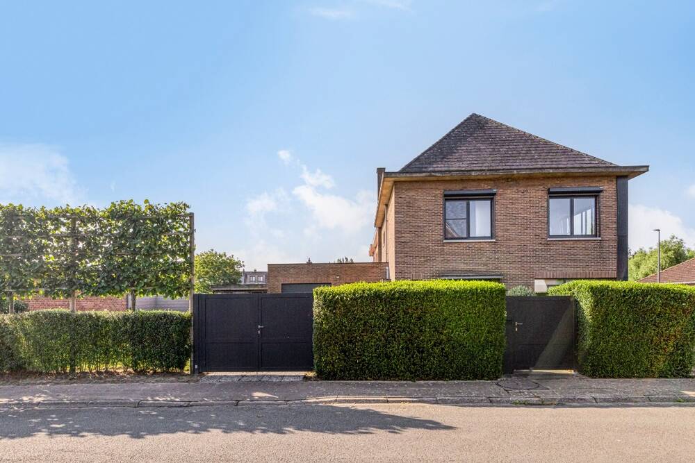 Huis te koop in Tisselt 2830 459000.00€ 3 slaapkamers 218.00m² - Zoekertje 538447