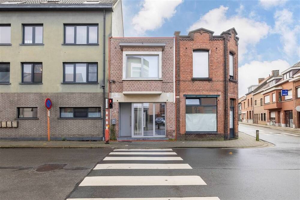 Huis te  koop in Herentals 2200 345000.00€ 3 slaapkamers 178.00m² - Zoekertje 539042