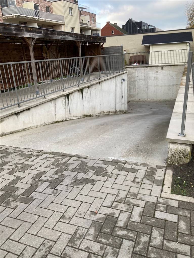 Parking te koop in Malle 2390 19500.00€ slaapkamers m² - Zoekertje 538722