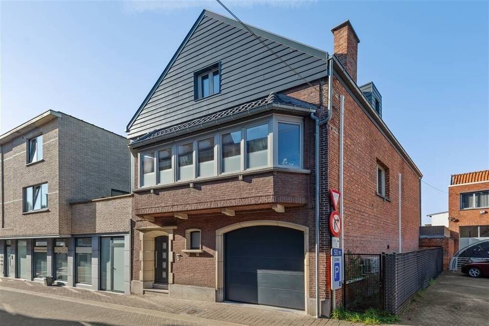 Appartement te koop in Beerse 2340 349000.00€ 3 slaapkamers 315.00m² - Zoekertje 538677