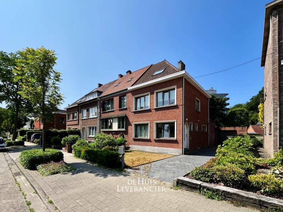 Huis te in Mortsel 2640 595000.00€ 3 slaapkamers 264.00m² - Zoekertje 538744